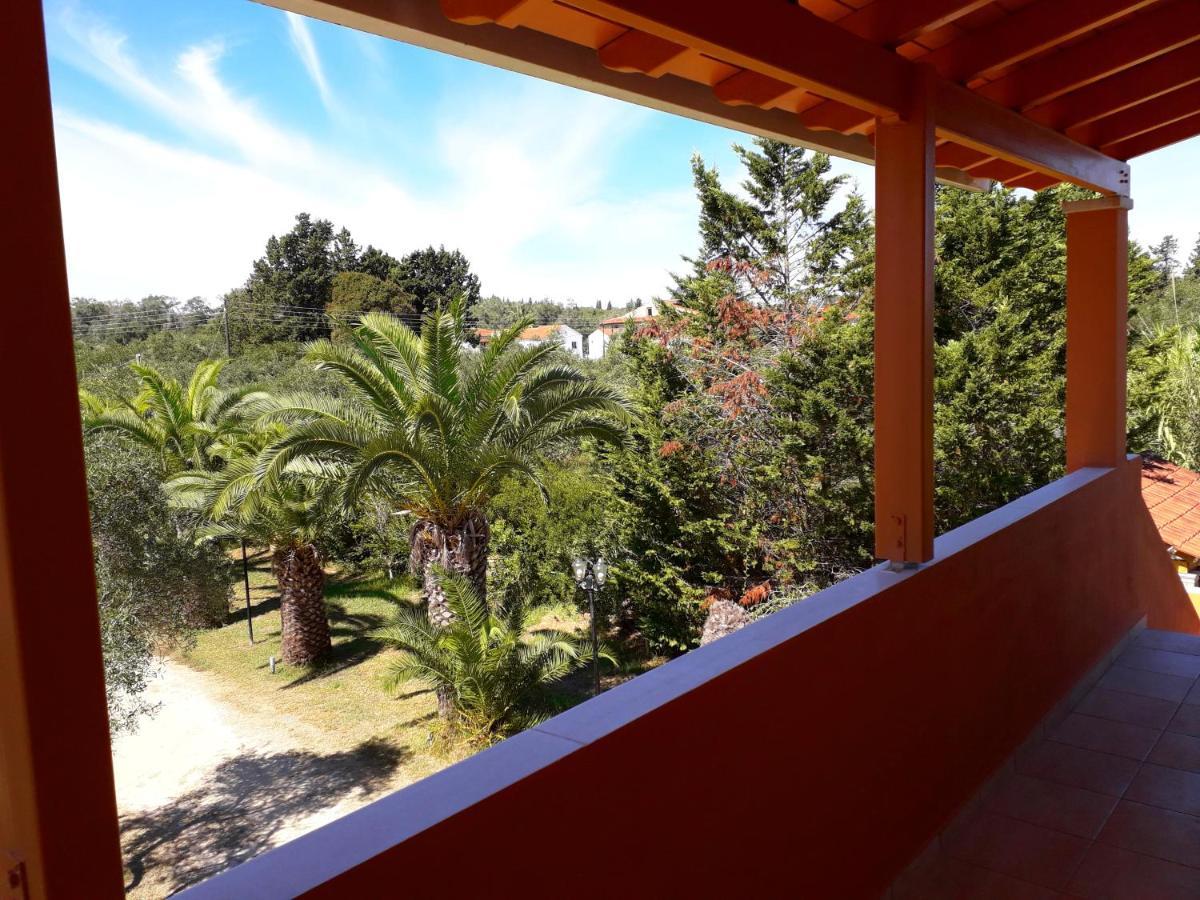 Irini Apartments And Studios Kavos Luaran gambar