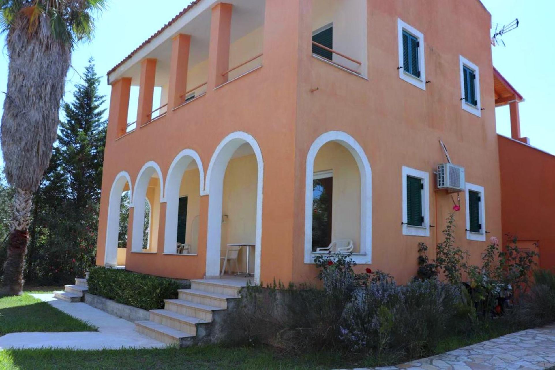 Irini Apartments And Studios Kavos Luaran gambar