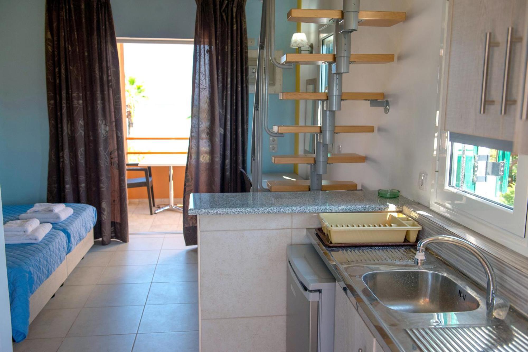 Irini Apartments And Studios Kavos Luaran gambar